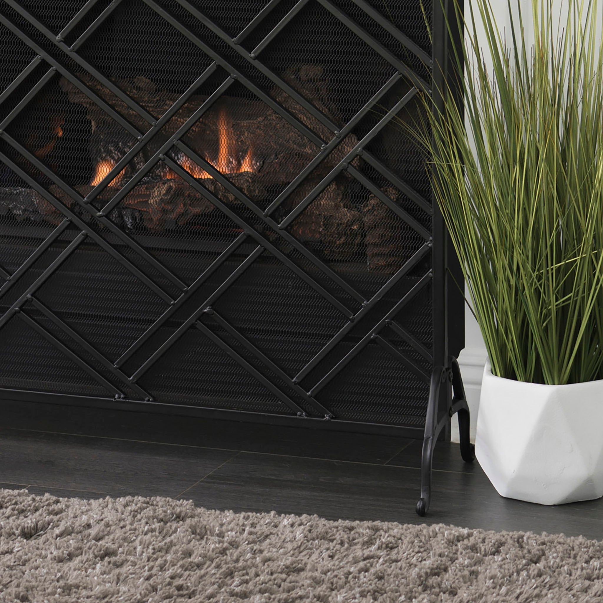 Elegant Design Fire Screen Protective Barrier